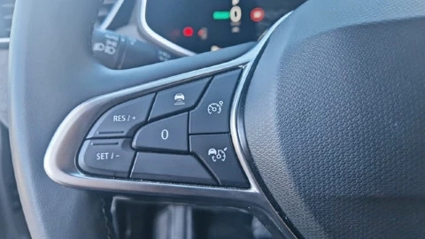 Renault Clio Techno E-Tech full hybrid 145 (103kw)