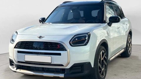 MINI Countryman S ALL4 Favoured Trim