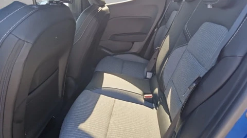 Renault Clio Techno full hybrid E-Tech 145 (103Kw)