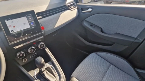 Renault Clio Techno full hybrid E-Tech 145 (103Kw)