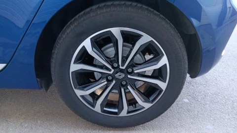 Renault Clio Techno full hybrid E-Tech 145 (103Kw)