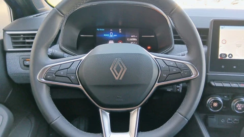 Renault Clio Techno full hybrid E-Tech 145 (103Kw)