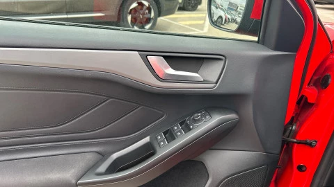 Ford Focus 1.0 Ecob. MHEV 114kW Active Design SIP