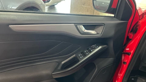 Ford Focus 1.0 Ecob. MHEV 114kW Active Design SIP