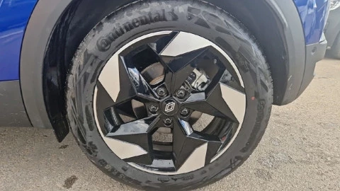 Renault Captur techno Eco-G 100cv (74 kW)