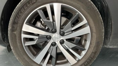 Peugeot 3008 1.2 PureTech 96KW S&S Allure EAT8