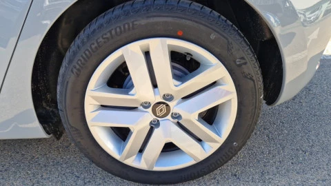 Renault Clio Evolution E-Tech full hybrid 145 (103kw)