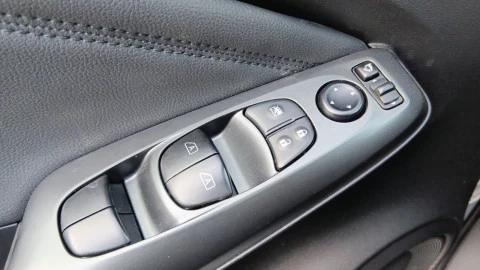 Nissan Juke TODOTERRENO 1.0 DIG-T 84KW N-CONNECTA 114 5P