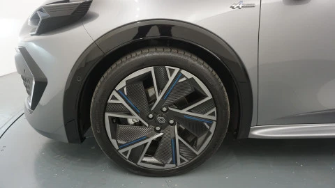Renault Clio esprit Alpine full hybrid E-Tech 116kW