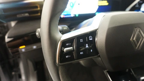 Renault Clio esprit Alpine full hybrid E-Tech 116kW