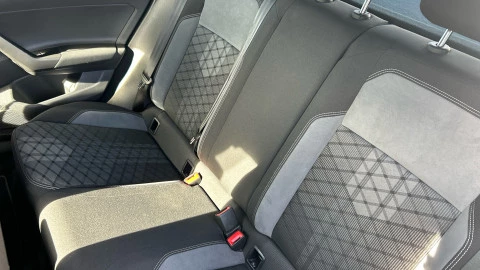 Volkswagen Taigo R-Line 1.0 TSI 81kW (110CV) DSG