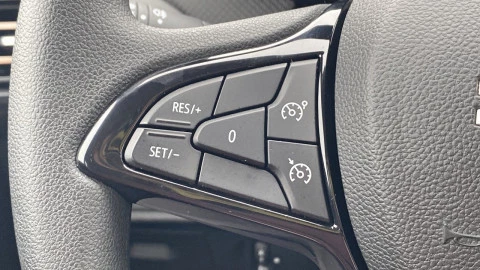 Dacia Sandero Stepway Essential TCe 67kW (90V)