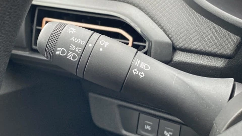 Dacia Sandero Stepway Essential TCe 67kW (90V)