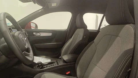 Volvo XC40 2.0 B3 G Core Auto