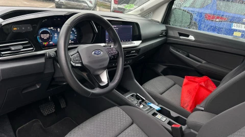 Ford Tourneo Connect 2.0 Ecoblue 90kW Titanium Auto