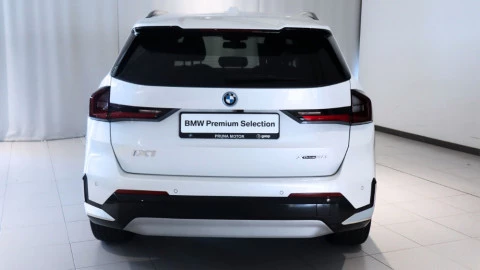 BMW Serie iX1 30 xDrive xLine