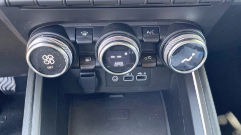 Renault Clio techno Eco-G 100cv (74kW)