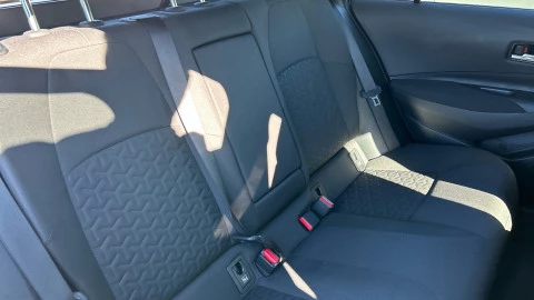 Toyota Corolla 1.8 125H ACTIVE TECH E-CVT TOU SPORT