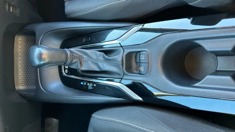 Toyota Corolla 1.8 125H ACTIVE TECH E-CVT TOU SPORT