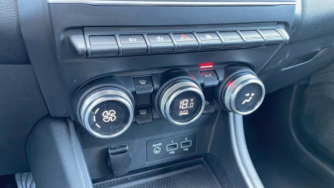 Renault Captur  Hibrido  E-TECH Hibrido Zen 105kW