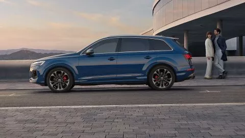 Q7 SUV 