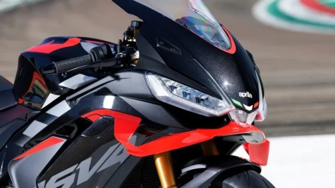 RSV4 Factory 1100
