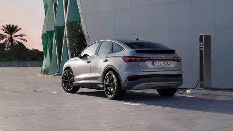 Q4 Sportback e-tron 