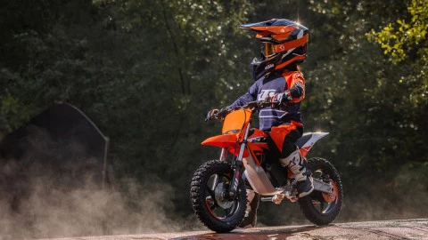 2025 KTM SX-E 2