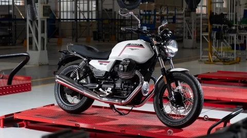V7 Special 