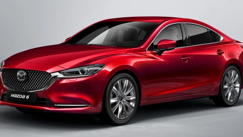 Mazda6 Sedán