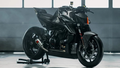 2026 KTM 1390 Super Duke RR TRACK
