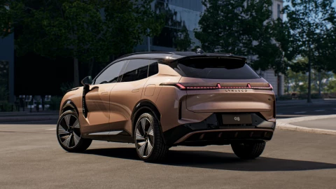Lynk & Co 08