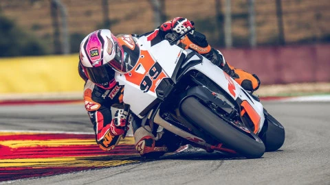 2026 KTM 990 RC R Track