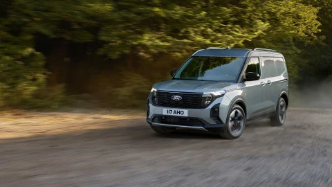 Transit Courier Kombi