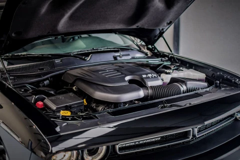 Dodge Challenger SXT STANDARD RWD