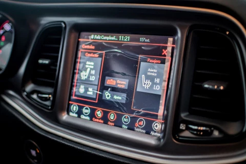 Dodge Challenger SXT STANDARD RWD