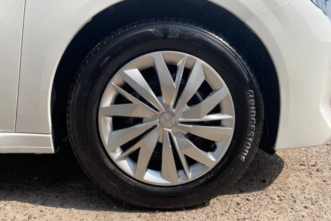 Peugeot 208 BlueHDi 73kW (100CV) Active