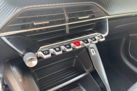 Peugeot 208 BlueHDi 73kW (100CV) Active