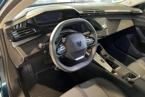 Peugeot 308 5P Allure Hybrid MHEV 145 e-DCS6