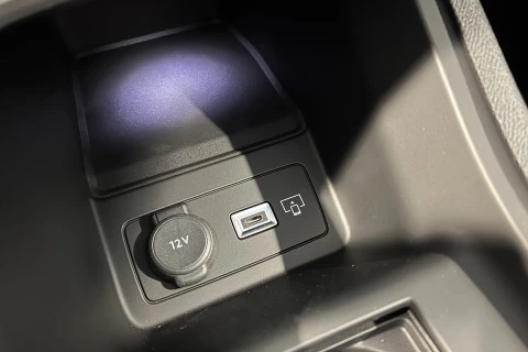 Peugeot 308 5P Allure Hybrid MHEV 145 e-DCS6