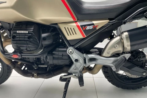 Moto Guzzi V 85 TT 