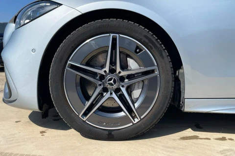 Mercedes-Benz Clase C C 200 d Berlina