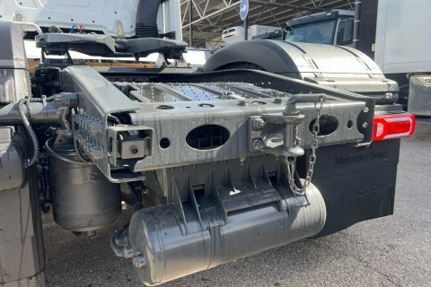 Mercedes-Benz Actros 1863 LS