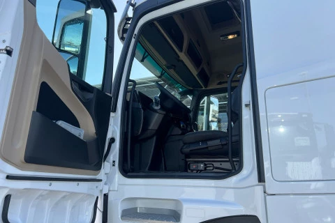 Mercedes-Benz Actros 1863 LS