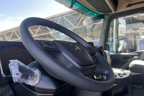 Mercedes-Benz Actros 1863 LS