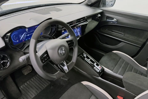 Alfa Romeo Junior Ibrida Sport Speciale 108kW (145CV)