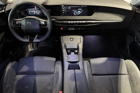 DS Nº4 E-Tense 215 Étoile Alcantara@