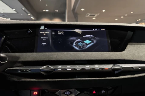 DS Nº4 E-Tense 215 Étoile Alcantara@