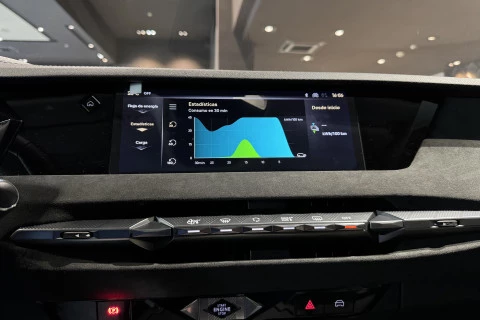 DS Nº4 E-Tense 215 Étoile Alcantara@