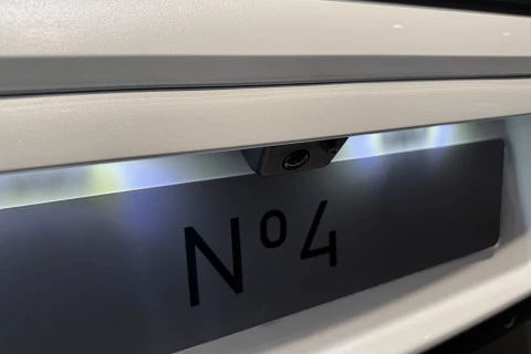 DS Nº4 E-Tense 215 Étoile Alcantara@